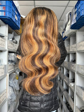 Load image into Gallery viewer, 4/27 Frontal Body wave 26”
